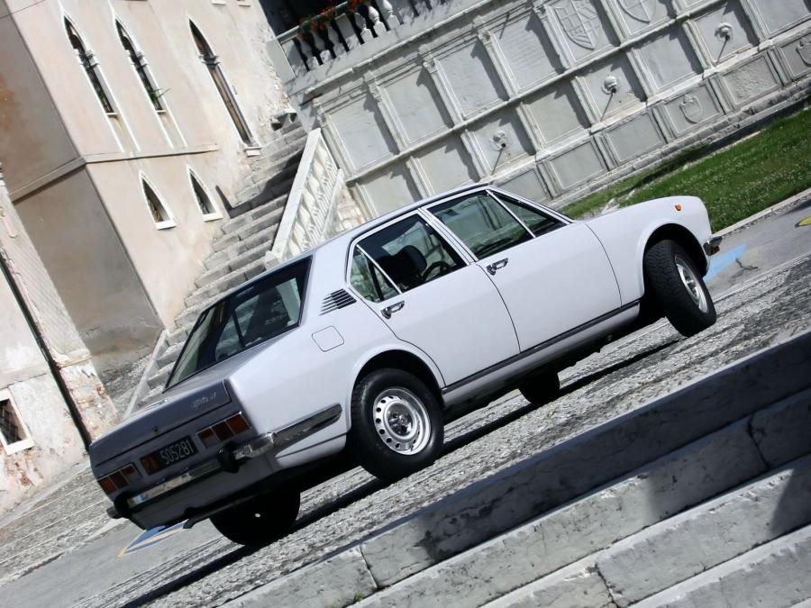  Alfa Romeo Alfetta 1.8 (116) 1975 года  (фото 7 из 7)